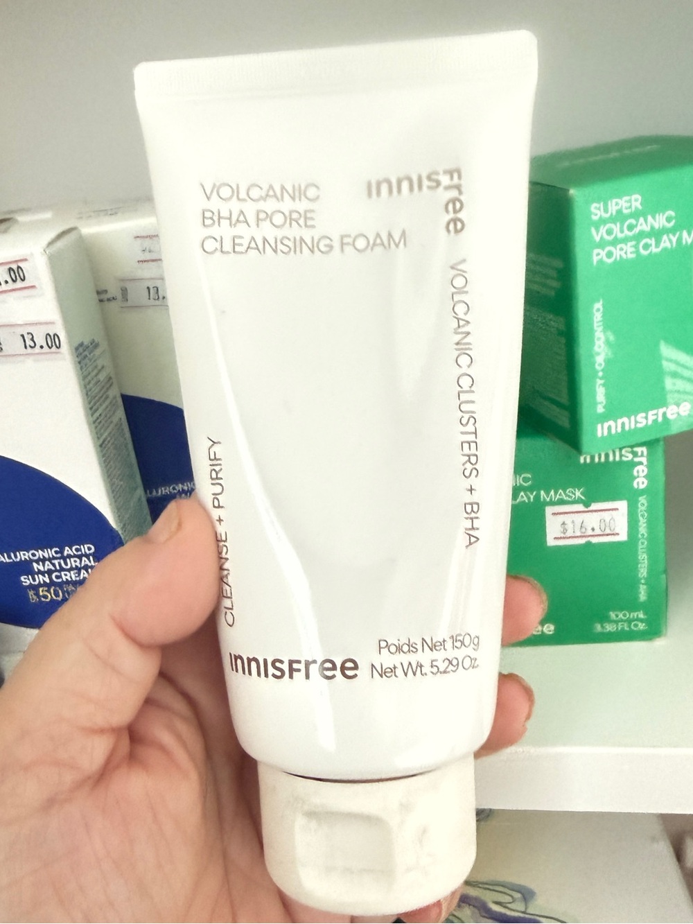 Innisfree Volcanic BHA Pore Cleansing Foam — White